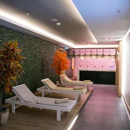水手海滩俱乐部酒店