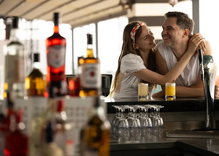 Sailor's Club Θέρετρο
