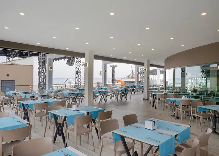 Sailor's Club Resort
