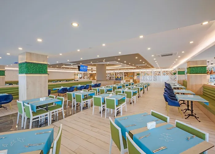 Sailor's Club Resort 5*