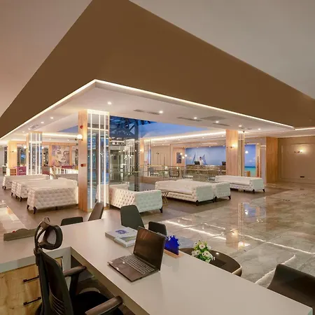 Complex Sailor's Club 5*