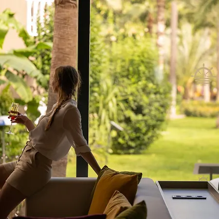 Complex Sailor's Club