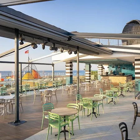 Complex Sailor's Club