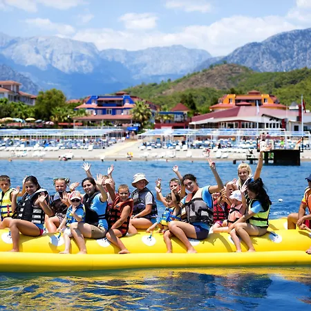 Complex Sailor's Club